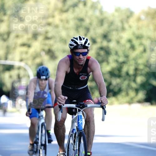 07.09.2025 - 19. Norderstedt Triathlon Michael Burmester http://msf.ph/oto/8845749 07.09.2025 16:06:31 Radfahren 491, 871, 1056, 1083, 1561 meine-sportfotos.de