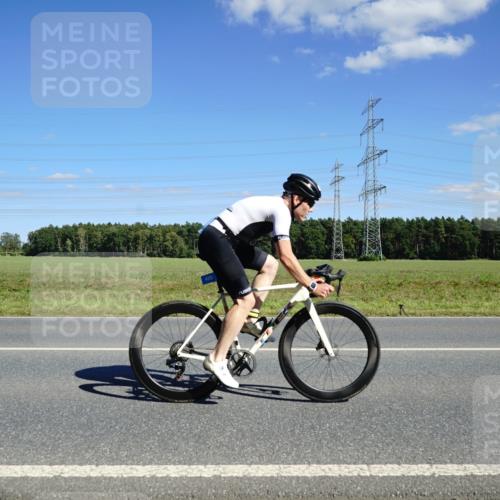 07.09.2025 - 19. Norderstedt Triathlon Michael Burmester http://msf.ph/oto/8845763 07.09.2025 15:04:34 Radfahren 407, 420, 1491 meine-sportfotos.de