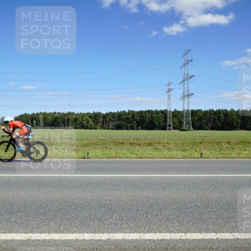 07.09.2025 - 19. Norderstedt Triathlon Michael Burmester http://msf.ph/oto/8845797 07.09.2025 15:05:05 Radfahren 1483 meine-sportfotos.de