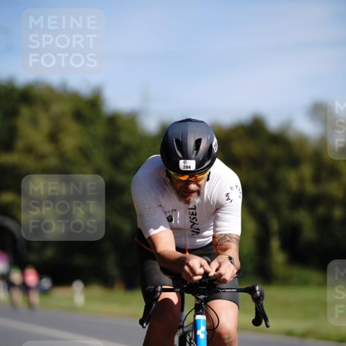 07.09.2025 - 19. Norderstedt Triathlon Michael Burmester http://msf.ph/oto/8845817 07.09.2025 11:08:59 Radfahren 284 meine-sportfotos.de