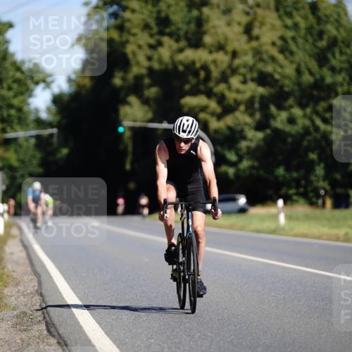07.09.2025 - 19. Norderstedt Triathlon Michael Burmester http://msf.ph/oto/8845836 07.09.2025 11:10:06 Radfahren 774 meine-sportfotos.de