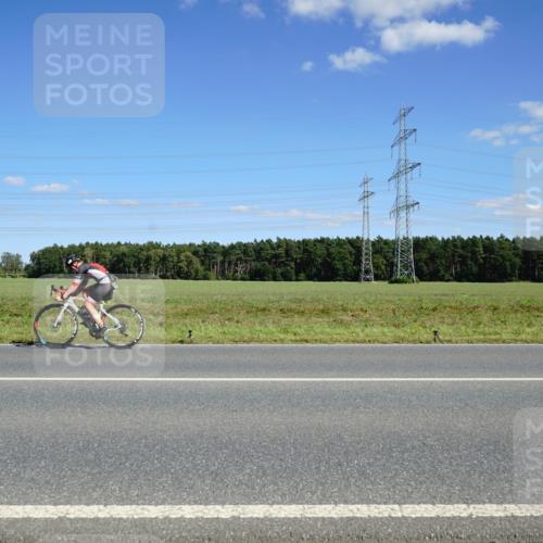 07.09.2025 - 19. Norderstedt Triathlon Michael Burmester http://msf.ph/oto/8845839 07.09.2025 15:05:39 Radfahren 466 meine-sportfotos.de