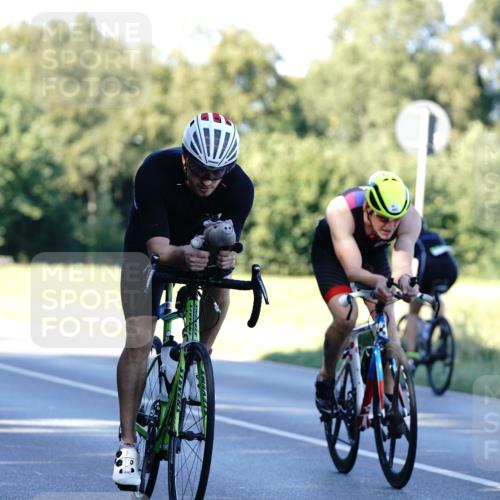 07.09.2025 - 19. Norderstedt Triathlon Michael Burmester http://msf.ph/oto/8845887 07.09.2025 16:07:09 Radfahren 492, 552, 866, 952, 1094, 1407, 1523, 1555, 1574, 1588, 1589, 1601, 1616 meine-sportfotos.de