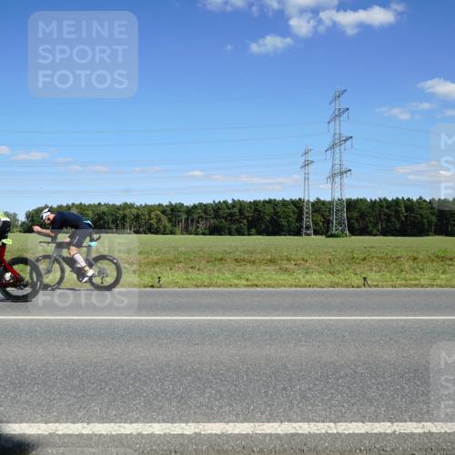 07.09.2025 - 19. Norderstedt Triathlon Michael Burmester http://msf.ph/oto/8845914 07.09.2025 15:06:22 Radfahren 452 meine-sportfotos.de