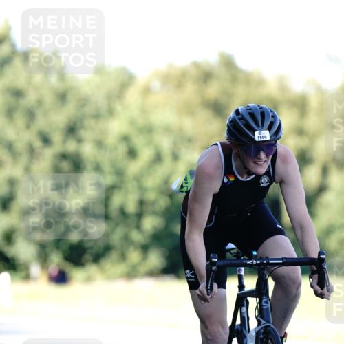 07.09.2025 - 19. Norderstedt Triathlon Michael Burmester http://msf.ph/oto/8845983 07.09.2025 16:07:34 Radfahren 1559 meine-sportfotos.de