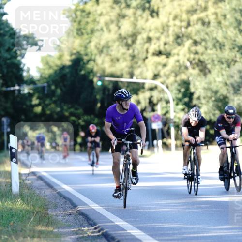 07.09.2025 - 19. Norderstedt Triathlon Michael Burmester http://msf.ph/oto/8845986 07.09.2025 16:07:37 Radfahren 483, 1452, 1559, 1621 meine-sportfotos.de