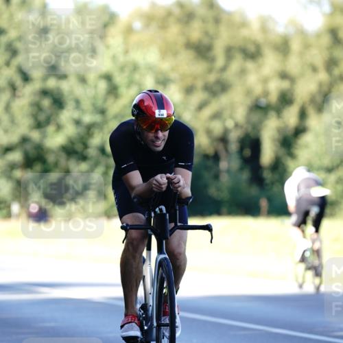 07.09.2025 - 19. Norderstedt Triathlon Michael Burmester http://msf.ph/oto/8846004 07.09.2025 16:07:42 Radfahren 483, 930, 1452, 1621 meine-sportfotos.de
