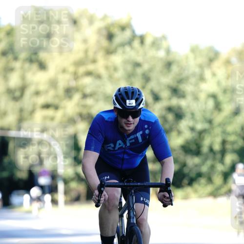 07.09.2025 - 19. Norderstedt Triathlon Michael Burmester http://msf.ph/oto/8846025 07.09.2025 16:07:49 Radfahren 957, 1529 meine-sportfotos.de