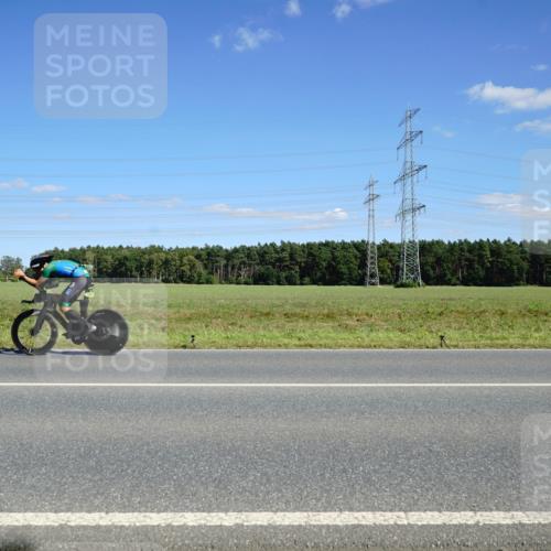 07.09.2025 - 19. Norderstedt Triathlon Michael Burmester http://msf.ph/oto/8846075 07.09.2025 15:08:11 Radfahren 438, 463, 956 meine-sportfotos.de