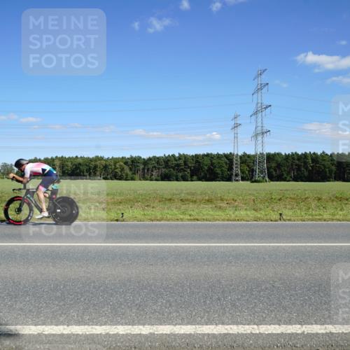 07.09.2025 - 19. Norderstedt Triathlon Michael Burmester http://msf.ph/oto/8846081 07.09.2025 15:08:13 Radfahren 463 meine-sportfotos.de