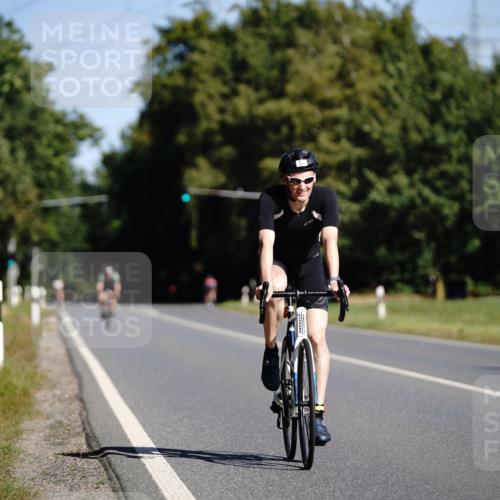 07.09.2025 - 19. Norderstedt Triathlon Michael Burmester http://msf.ph/oto/8846095 07.09.2025 11:12:59 Radfahren 306, 1152 meine-sportfotos.de