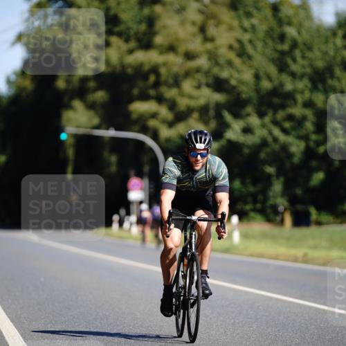 07.09.2025 - 19. Norderstedt Triathlon Michael Burmester http://msf.ph/oto/8846103 07.09.2025 11:13:06 Radfahren 1395 meine-sportfotos.de
