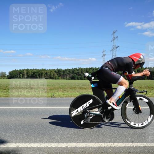 07.09.2025 - 19. Norderstedt Triathlon Michael Burmester http://msf.ph/oto/8846136 07.09.2025 15:09:04 Radfahren 1403, 1501 meine-sportfotos.de