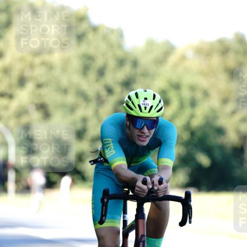 07.09.2025 - 19. Norderstedt Triathlon Michael Burmester http://msf.ph/oto/8846139 07.09.2025 16:08:38 Radfahren 927, 1078, 1458, 1623 meine-sportfotos.de