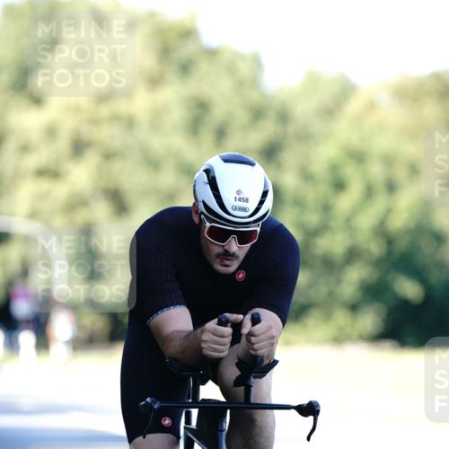 07.09.2025 - 19. Norderstedt Triathlon Michael Burmester http://msf.ph/oto/8846151 07.09.2025 16:08:39 Radfahren 401, 927, 1078, 1458, 1623 meine-sportfotos.de