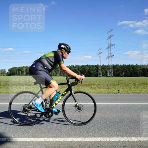 07.09.2025 - 19. Norderstedt Triathlon Michael Burmester http://msf.ph/oto/8846159 07.09.2025 15:09:22 Radfahren 454, 473 meine-sportfotos.de
