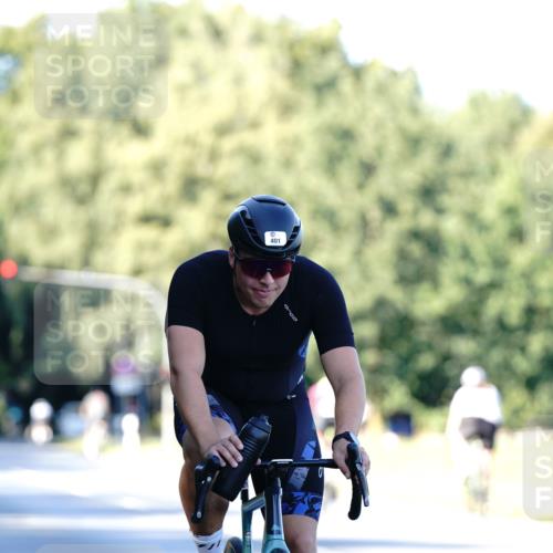 07.09.2025 - 19. Norderstedt Triathlon Michael Burmester http://msf.ph/oto/8846162 07.09.2025 16:08:42 Radfahren 401, 916, 1458 meine-sportfotos.de