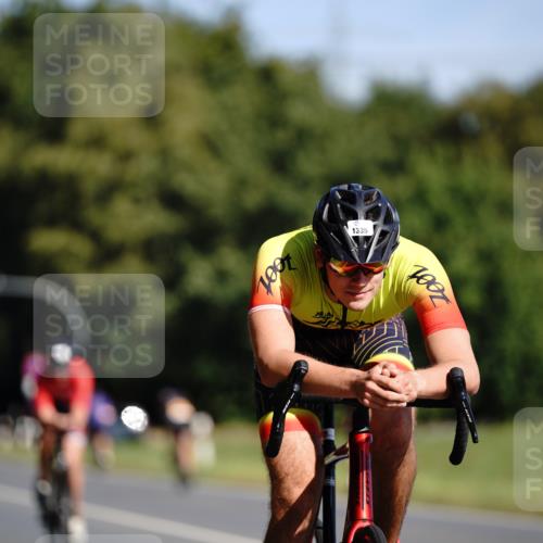07.09.2025 - 19. Norderstedt Triathlon Michael Burmester http://msf.ph/oto/8846188 07.09.2025 11:14:13 Radfahren 231, 760, 1335 meine-sportfotos.de