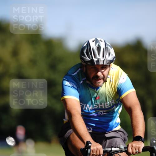 07.09.2025 - 19. Norderstedt Triathlon Michael Burmester http://msf.ph/oto/8846203 07.09.2025 11:14:15 Radfahren 231, 760, 1335 meine-sportfotos.de