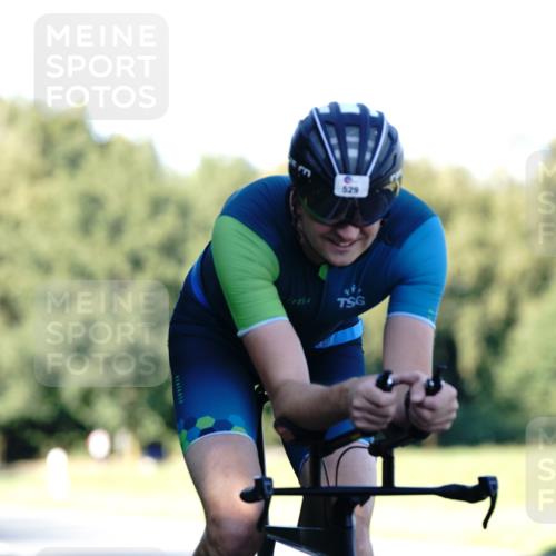 07.09.2025 - 19. Norderstedt Triathlon Michael Burmester http://msf.ph/oto/8846212 07.09.2025 16:08:56 Radfahren 529 meine-sportfotos.de