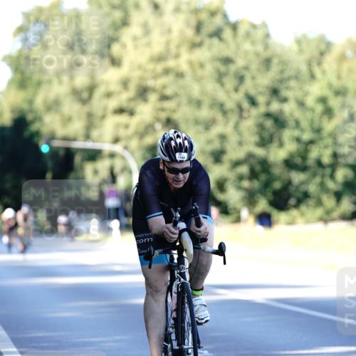 07.09.2025 - 19. Norderstedt Triathlon Michael Burmester http://msf.ph/oto/8846223 07.09.2025 16:09:02 Radfahren 421, 1057, 1102, 1538 meine-sportfotos.de