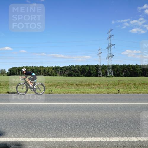 07.09.2025 - 19. Norderstedt Triathlon Michael Burmester http://msf.ph/oto/8846224 07.09.2025 15:10:01 Radfahren 953 meine-sportfotos.de