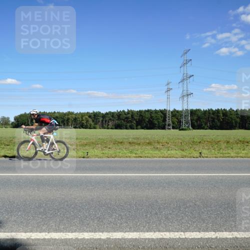 07.09.2025 - 19. Norderstedt Triathlon Michael Burmester http://msf.ph/oto/8846242 07.09.2025 15:10:14 Radfahren 387, 440 meine-sportfotos.de