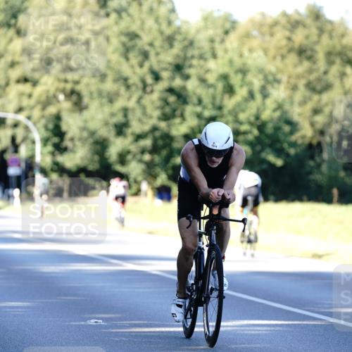 07.09.2025 - 19. Norderstedt Triathlon Michael Burmester http://msf.ph/oto/8846254 07.09.2025 16:09:09 Radfahren 543, 932, 1514, 1546 meine-sportfotos.de