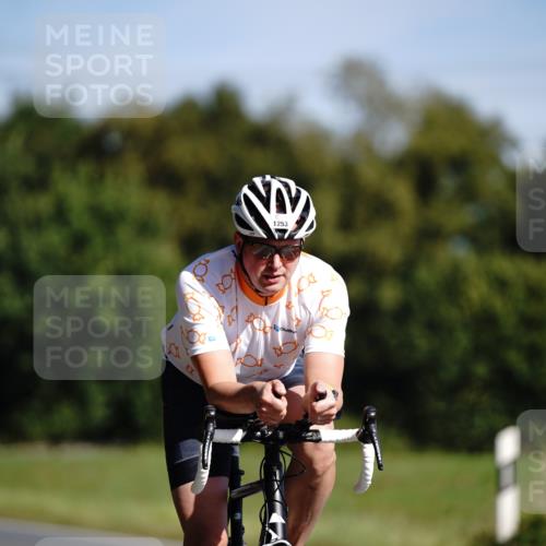 07.09.2025 - 19. Norderstedt Triathlon Michael Burmester http://msf.ph/oto/8846256 07.09.2025 11:14:33 Radfahren 1218, 1253 meine-sportfotos.de