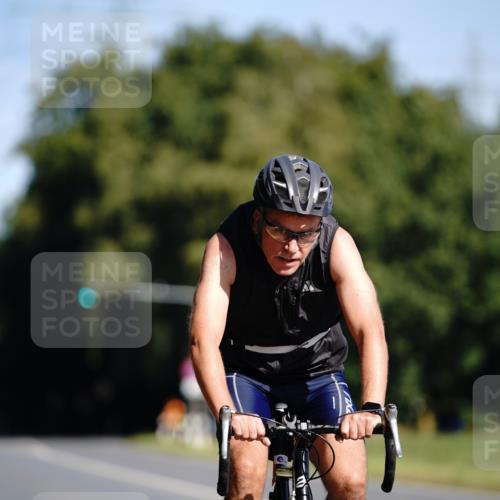 07.09.2025 - 19. Norderstedt Triathlon Michael Burmester http://msf.ph/oto/8846264 07.09.2025 11:14:42 Radfahren 1279 meine-sportfotos.de