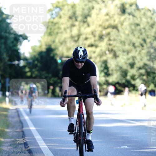 07.09.2025 - 19. Norderstedt Triathlon Michael Burmester http://msf.ph/oto/8846286 07.09.2025 16:09:17 Radfahren 378, 1420 meine-sportfotos.de