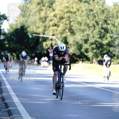 07.09.2025 - 19. Norderstedt Triathlon Michael Burmester http://msf.ph/oto/8846312 07.09.2025 16:09:22 Radfahren 488, 1080, 1085 meine-sportfotos.de