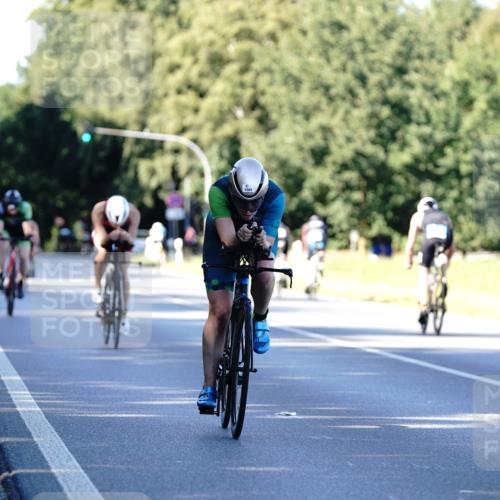 07.09.2025 - 19. Norderstedt Triathlon Michael Burmester http://msf.ph/oto/8846323 07.09.2025 16:09:24 Radfahren 488, 1064, 1080, 1085 meine-sportfotos.de
