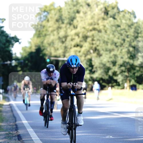 07.09.2025 - 19. Norderstedt Triathlon Michael Burmester http://msf.ph/oto/8846369 07.09.2025 16:09:41 Radfahren 1437, 1552, 1572 meine-sportfotos.de