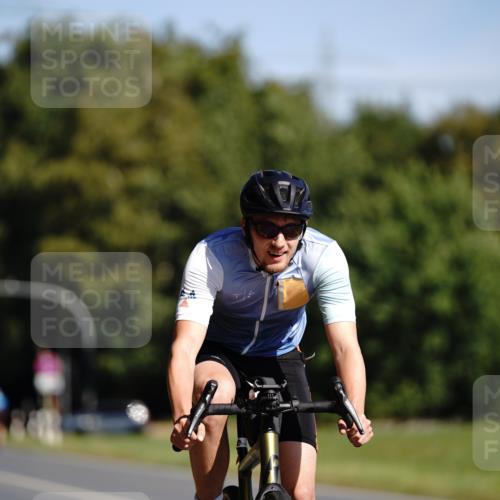 07.09.2025 - 19. Norderstedt Triathlon Michael Burmester http://msf.ph/oto/8846374 07.09.2025 11:15:50 Radfahren 185, 1278 meine-sportfotos.de