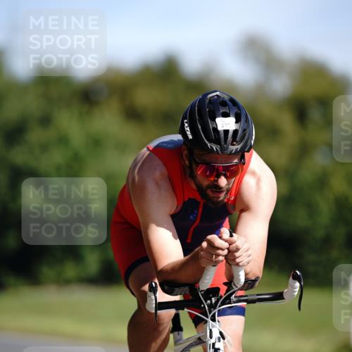 07.09.2025 - 19. Norderstedt Triathlon Michael Burmester http://msf.ph/oto/8846382 07.09.2025 11:16:04 Radfahren 238, 1210 meine-sportfotos.de