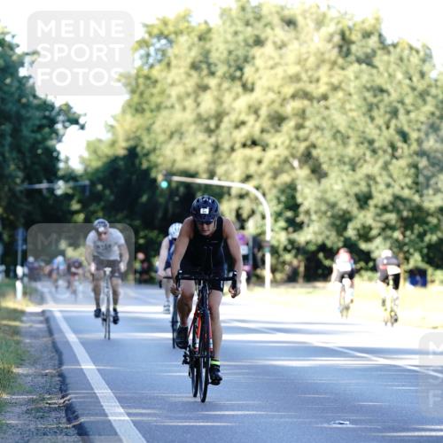 07.09.2025 - 19. Norderstedt Triathlon Michael Burmester http://msf.ph/oto/8846392 07.09.2025 16:09:56 Radfahren 429, 1567 meine-sportfotos.de