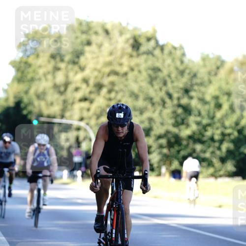 07.09.2025 - 19. Norderstedt Triathlon Michael Burmester http://msf.ph/oto/8846396 07.09.2025 16:09:57 Radfahren 429, 1567 meine-sportfotos.de