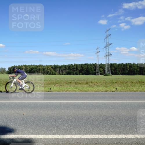 07.09.2025 - 19. Norderstedt Triathlon Michael Burmester http://msf.ph/oto/8846439 07.09.2025 15:12:06 Radfahren 403, 457, 1502 meine-sportfotos.de