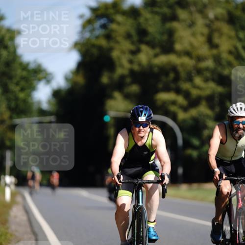 07.09.2025 - 19. Norderstedt Triathlon Michael Burmester http://msf.ph/oto/8846469 07.09.2025 11:16:56 Radfahren 196, 784, 1198 meine-sportfotos.de