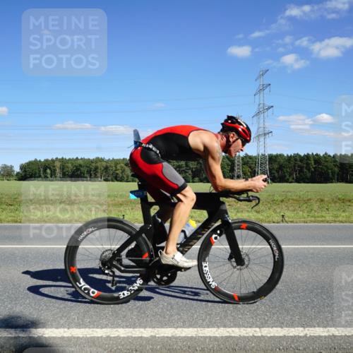 07.09.2025 - 19. Norderstedt Triathlon Michael Burmester http://msf.ph/oto/8846480 07.09.2025 15:12:32 Radfahren 1429, 1484, 1496 meine-sportfotos.de