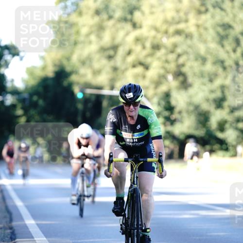 07.09.2025 - 19. Norderstedt Triathlon Michael Burmester http://msf.ph/oto/8846541 07.09.2025 16:10:41 Radfahren 1547, 1590, 1600 meine-sportfotos.de