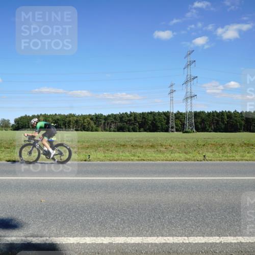 07.09.2025 - 19. Norderstedt Triathlon Michael Burmester http://msf.ph/oto/8846555 07.09.2025 15:13:06 Radfahren 1408 meine-sportfotos.de