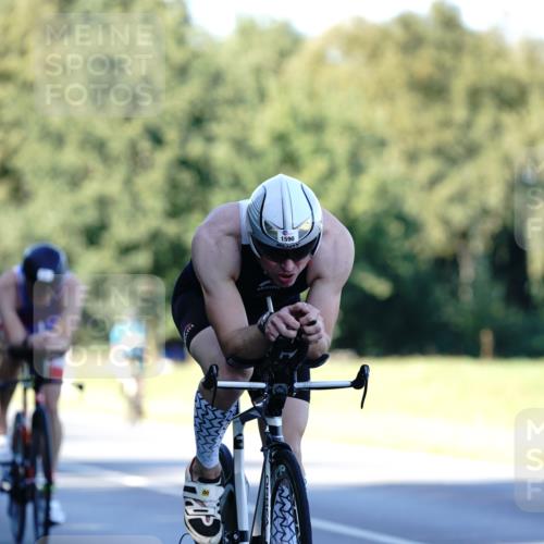 07.09.2025 - 19. Norderstedt Triathlon Michael Burmester http://msf.ph/oto/8846556 07.09.2025 16:10:43 Radfahren 1547, 1590, 1600 meine-sportfotos.de