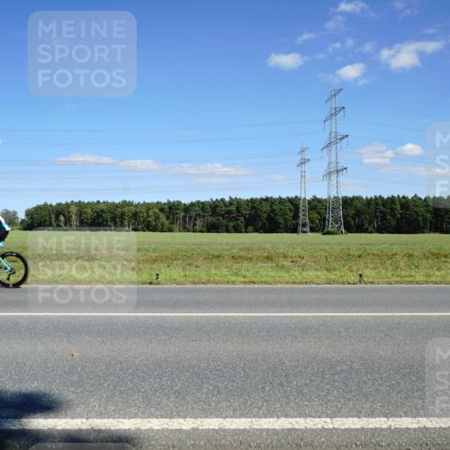 07.09.2025 - 19. Norderstedt Triathlon Michael Burmester http://msf.ph/oto/8846571 07.09.2025 15:13:11 Radfahren 439, 447, 460, 1408 meine-sportfotos.de
