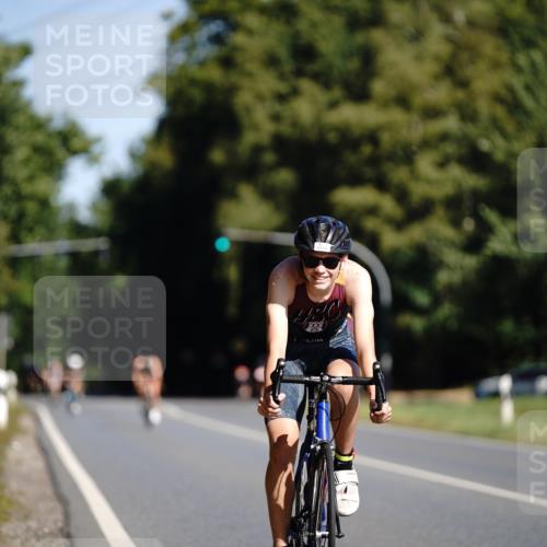 07.09.2025 - 19. Norderstedt Triathlon Michael Burmester http://msf.ph/oto/8846572 07.09.2025 11:18:37 Radfahren 1172 meine-sportfotos.de