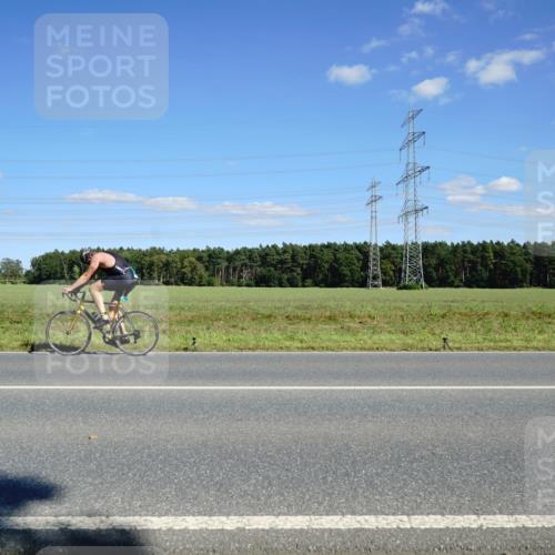 07.09.2025 - 19. Norderstedt Triathlon Michael Burmester http://msf.ph/oto/8846580 07.09.2025 15:13:15 Radfahren 439, 447 meine-sportfotos.de