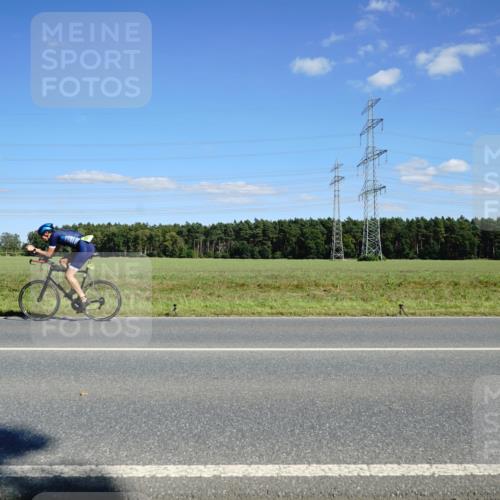 07.09.2025 - 19. Norderstedt Triathlon Michael Burmester http://msf.ph/oto/8846584 07.09.2025 15:13:21 Radfahren 478 meine-sportfotos.de