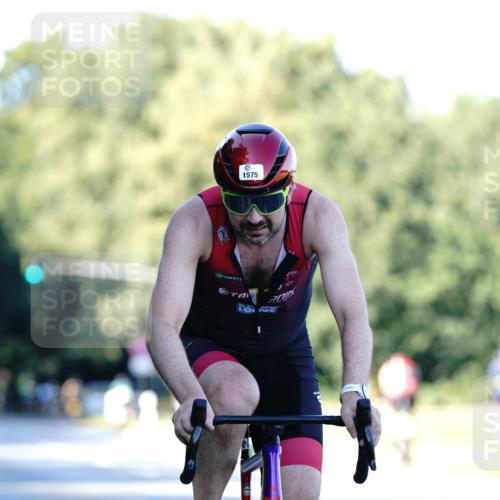 07.09.2025 - 19. Norderstedt Triathlon Michael Burmester http://msf.ph/oto/8846585 07.09.2025 16:10:49 Radfahren 406, 1575 meine-sportfotos.de
