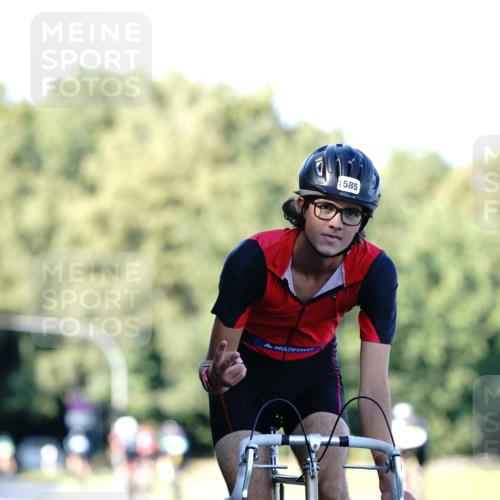 07.09.2025 - 19. Norderstedt Triathlon Michael Burmester http://msf.ph/oto/8846601 07.09.2025 16:10:53 Radfahren 1522, 1585 meine-sportfotos.de